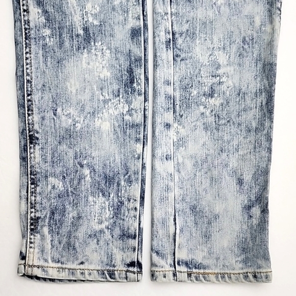 Levi's  Size Women's Denim Blue Acid Wash Retro Jeans Size W27/L32 - Picture 13 of 16